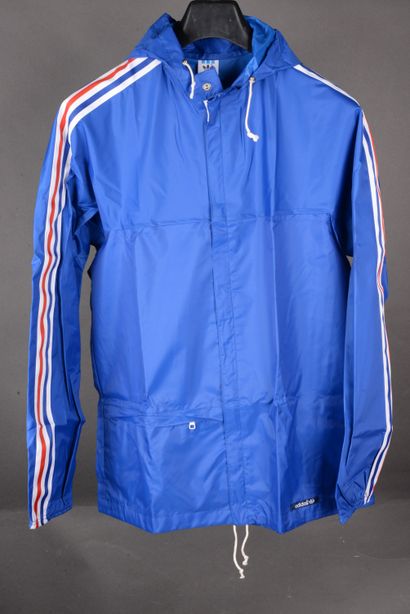 null ADIDAS set of 14 jogging suits and 1 waterproof jacket size 174 blue/white/...