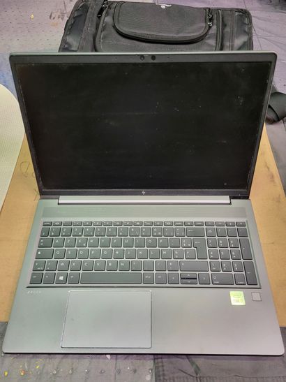 null 1 ordinateur portable de marque HP modèle Zbook Core I7. avec chargeur. On joint...
