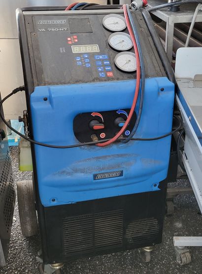 null Station de recharge de climatisation de marque ECOTECHNICS modèle VA 750 N7...