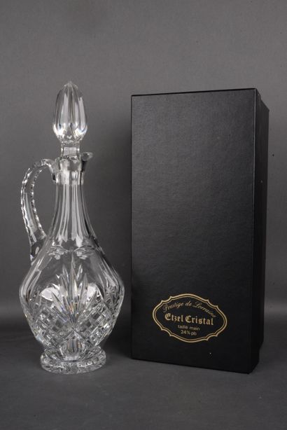 null Cristallerie ETZEL, Large cut-crystal wine decanter, in its original box. H....