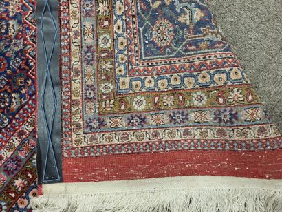 null Very large hand-knotted Iranian Kāchān wool-cotton weft rug, Dim. 3,62 x 5,47...