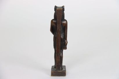 null Subject in bronze, modern edition, representing the God of ancient Egypt ANNUBIS...