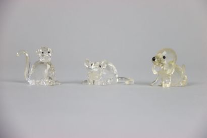 null SWAROVSKY. Meeting of three subjects in crystal, a mouse, a dog and a monkey....