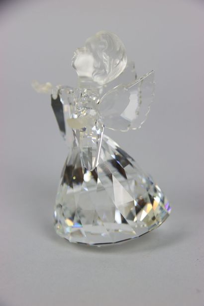 null SWAROVSKY. Crystal subject representing an angel. Height: 10 cm.