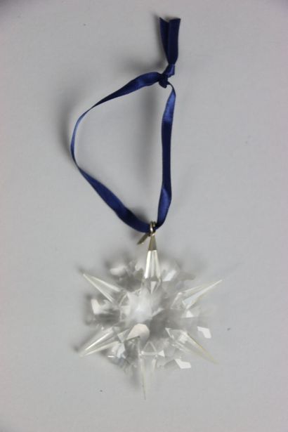 null SWAROVSKY. 7 crystal subjects representing stars of fir tree edition 2002, 2003,...