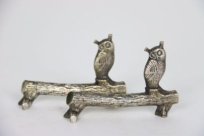 null 12 silver plated knife holders in animal form (Woodland animals on trunks: fox,...