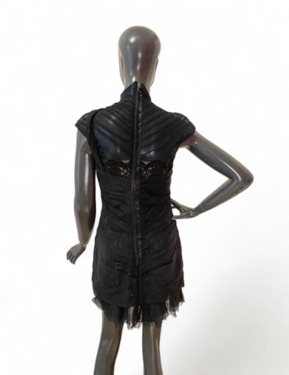 VALENTINO Dress 
Black silk, satin and viscose
8
Length: 90 cm (approx.)
Shoulder...