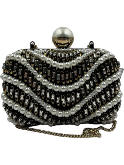 JIMMY CHOO Evening clutch bag
Black canvas and pearls
Gold-plated metal 
Removable...