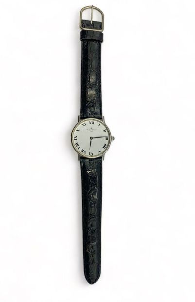 BAUME & MERCIER Ladies' wristwatch, circular dial with Roman numerals, signed dial,...