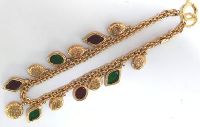CHANEL X GRIPOIX Long necklace, circa 1970
Gilded metal and polychrome glass paste...
