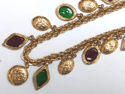CHANEL X GRIPOIX Long necklace, circa 1970
Gilded metal and polychrome glass paste...