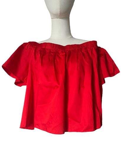 TARA JARMON Top
Coton rouge
Taille indiquée 38

Très bon état

On y joint :

3 chemisiers...