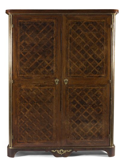  Armoire de cabinet - Bibliothèque attribuée Mathieu Criaerd 

en placage de bois... Gazette Drouot