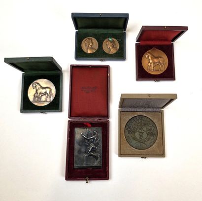 null Victor PETER (1840-1918): 
Lot de 2 médailles
Jument et son poulain,
Médaille...