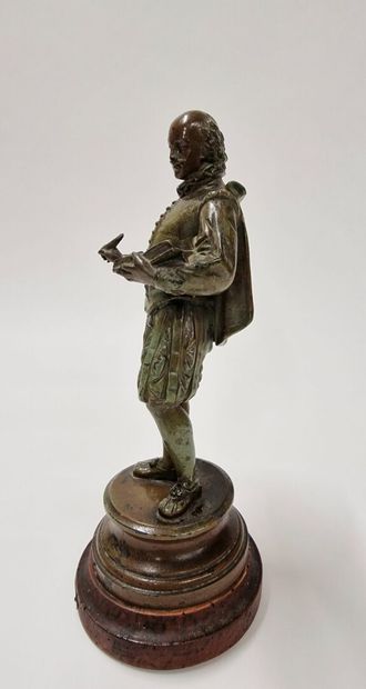 null Set of four statuettes in patinated regula including : 
- Léon Grégoire (19th-20th)
Mozart...