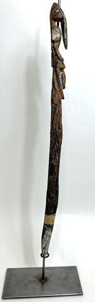 null PAPUA/NEW GUINEA
Maprik polychrome dance sceptre in carved and patinated wood
H....