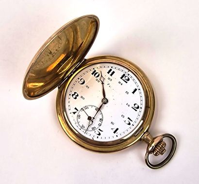 null Gold-plated "savonnette" pocket watch
Engraved on the inside of the lid: "GM...