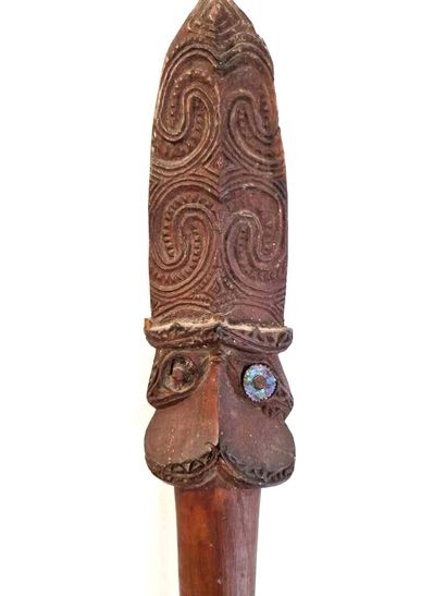 null NEW ZEALAND
Maori people
Ancient hardwood "Taiaha" fighting stick 
Carved head...
