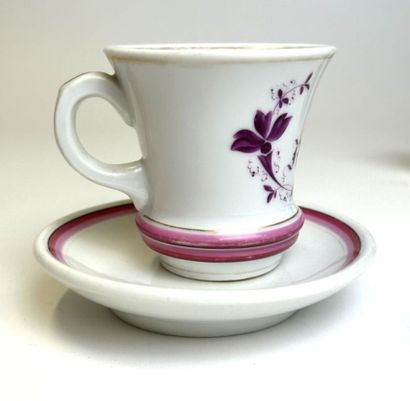 null Set of five thick porcelain "brûlots" cups, two with saucers, marked with coffee...