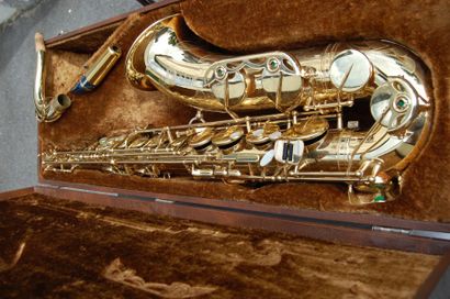 Saxophone doré Tenor SELMER 80 Super Action...