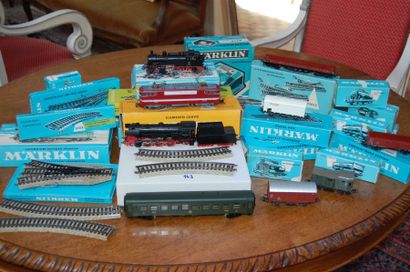 Trains MARKLIN (locomotives et wagons) avec...