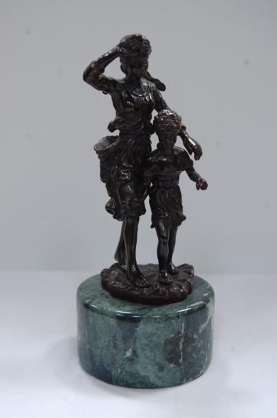 null Bronze "Femme et fillette" sur socle marbre (Haut 20 cm) signé