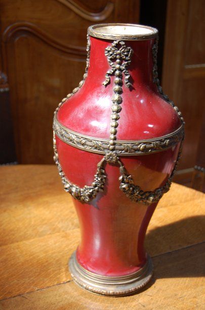 null MILLET Paul 
Important vase 
H: 41cm
Socle et monture en bronze