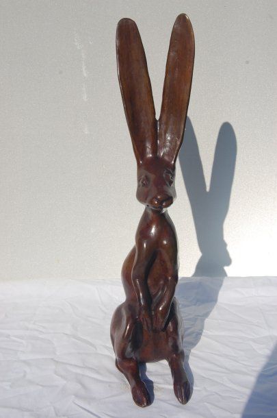 null TARDY Michel "Le lièvre" 
Bronze à patine fauve n°4/8 (40cm/13cm/7cm)
fondeur...