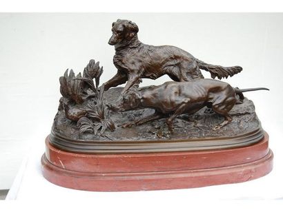 null MENE P.J. : "2 chiens et la perdrix" bronze signé sur la terrasse avec socle...
