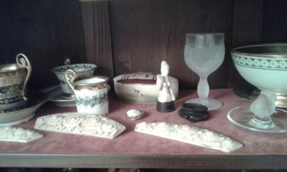 Bibelots, porcelaine, verreries, Asie......