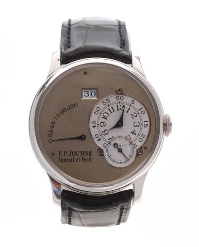 null F.P. JOURNE
« Octa Réserve de Marche »
No. 370-02A - Circa 2005

Montre bracelet...