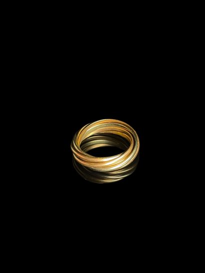null 18K gold (750/1000 ‰) semainier ring in three shades: three pink rings, two...