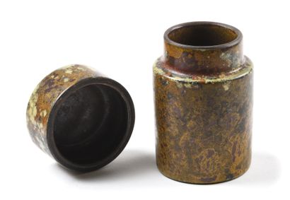 null Hans HEDBERG (1917-2007) 
Boîte cylindrique couverte
Épreuve en céramique 
à...