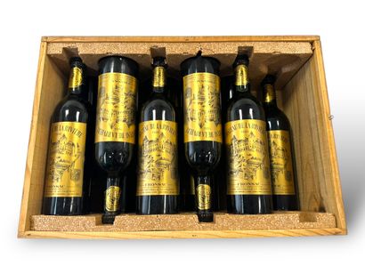 null 11 bouteilles, Fronsac, Château de la Rivière, 1986. 9 BG et 2 TLB. En CB.

Nous...
