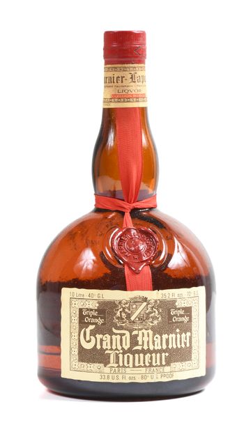 null GRAND MARNIER 
Une bouteille de liqueur Grand Marnier Lapostolle à base de Cognac,...