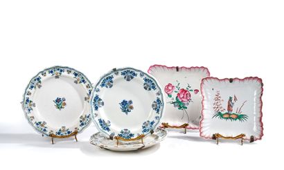 Lot en faïence Earthenware lot including three Moustiers plates, two Strasbourg dishes,...