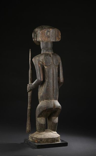 null Importante Statue Hemba
République Démocratique du Congo
H. 73 cm AES Importante...