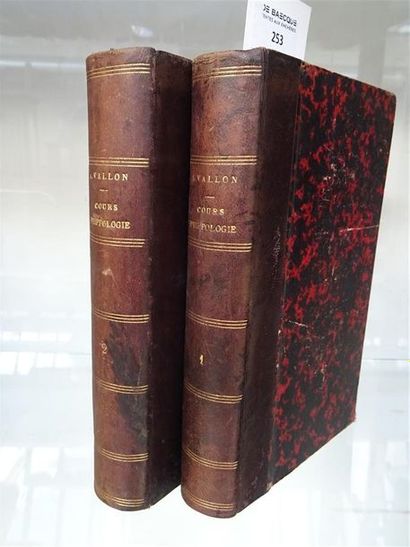 null VALLON - Cours d'hippologie Dumaine à Paris, 1880 2 volumes in-8