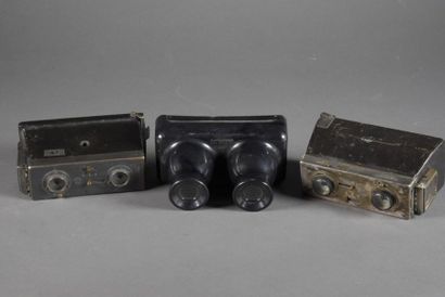 null Glyphoscope Richard, vers 1910. Deux appareils de prise de vue 45x107mm avec...