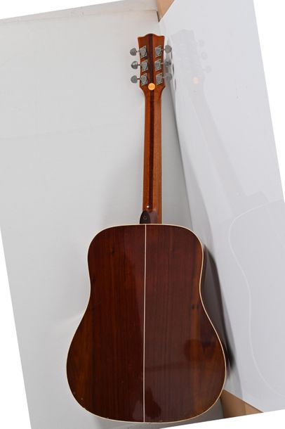  Guitare EKO, Italie, acoustique, modèle Rio Bravo 6, n°050382, naturelle avec valise,...