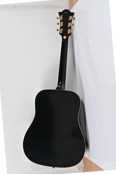  Guitare EKO acoustique, noir, modèle E85, faite à Recanati Italie avec valise