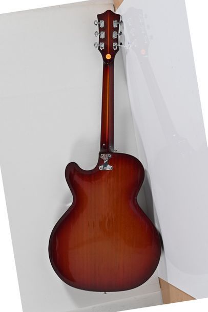 null Guitare GOYA, Italie 1960, modèle Rangemaster, 2 micros, demi-caisse, cherry...