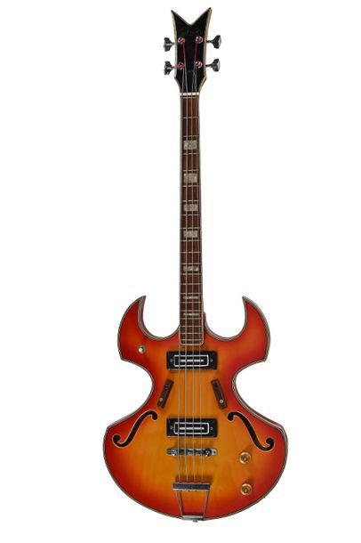 null Guitare basse MARLIN (Japon), 2 micros, Redburst, modèle PB.26 n°3630, vers...