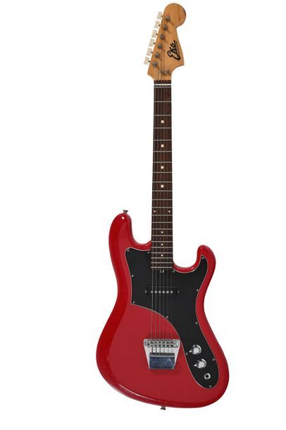 null Guitare EKO, Italie, Cobra Boo/1V, 1 micro, rouge avec housse