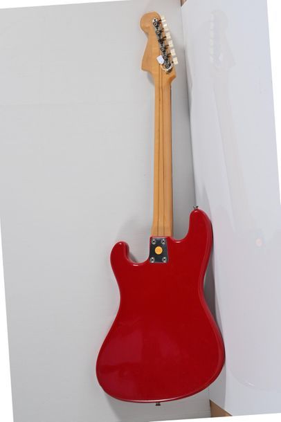 null Guitare EKO, Italie, Cobra Boo/1V, 1 micro, rouge avec housse