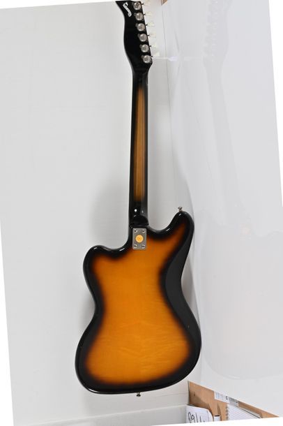 null Guitare HOPF Corina Special, 3 micros, Allemagne, années 1960, sunburst à accastillage...
