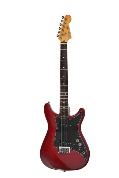 null Guitare FENDER USA Lead II , 2 micros, n°EO16385, année 1979/1981, Translucide...
