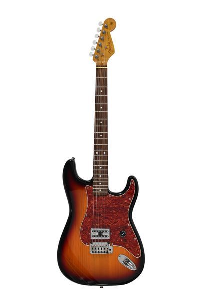  Guitare fabrication Asiatique portant la marque Fender, modèle Strat, 1 micro