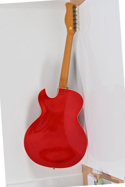 null Guitare HOPF allround thinline, années 60, Allemagne, 2 micros, rouge