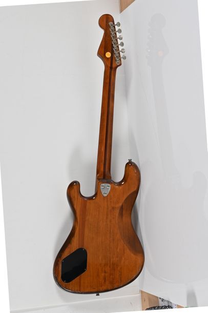 null Guitare EKO, Italie, Cobra II, années 1980, 2 micros, frêne naturel